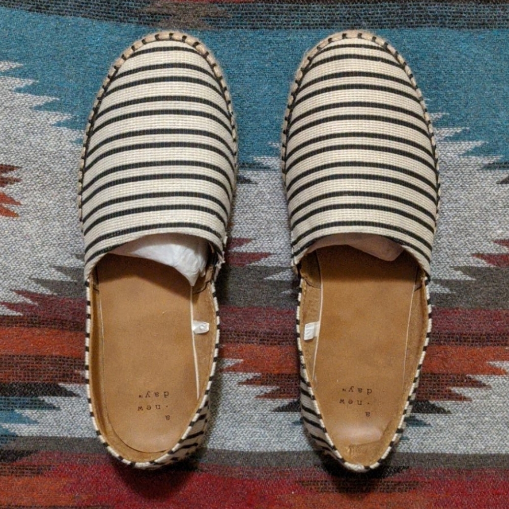 A new day stripe shoes